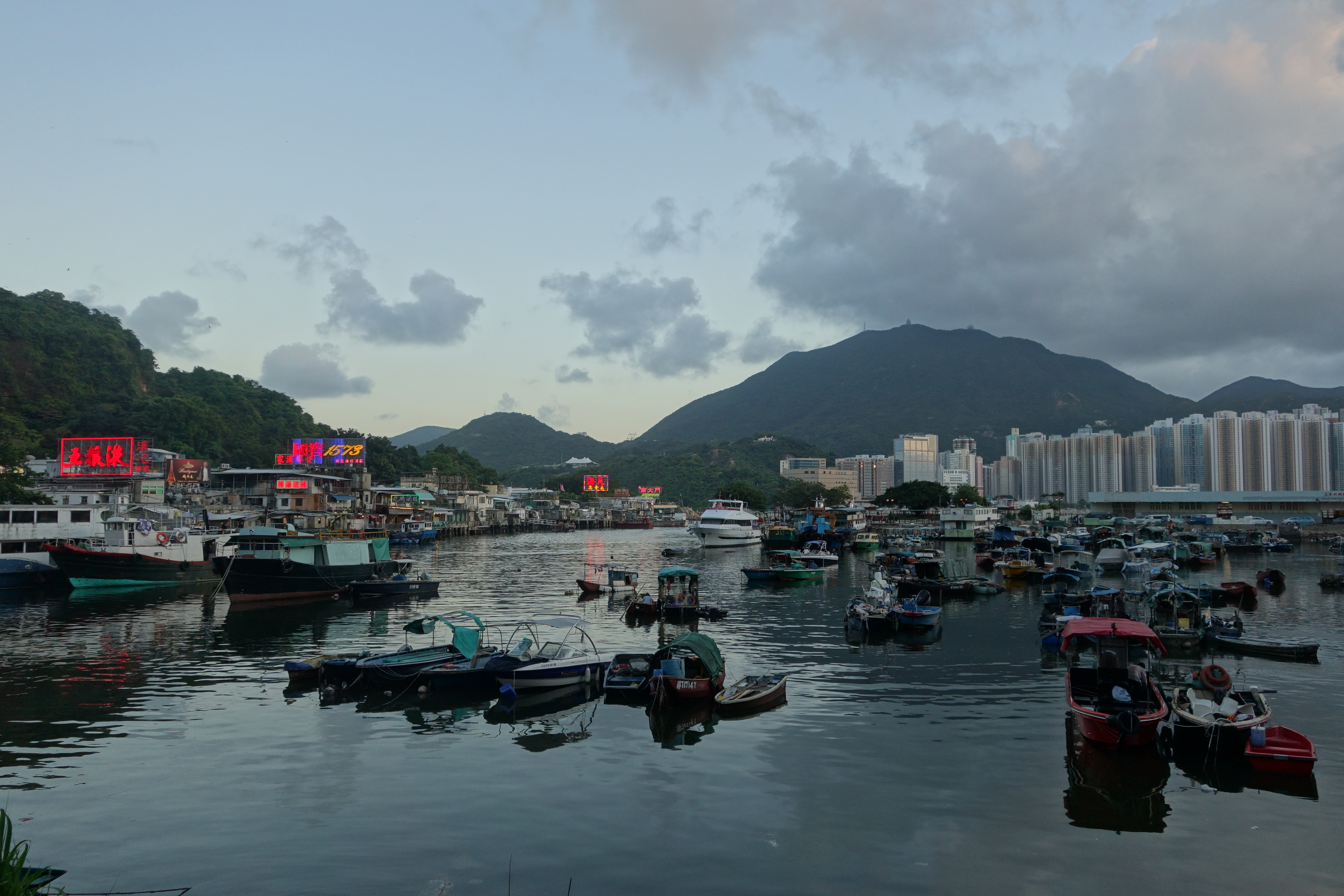 Lei Yue Mun (鯉魚門) Step Into The Past